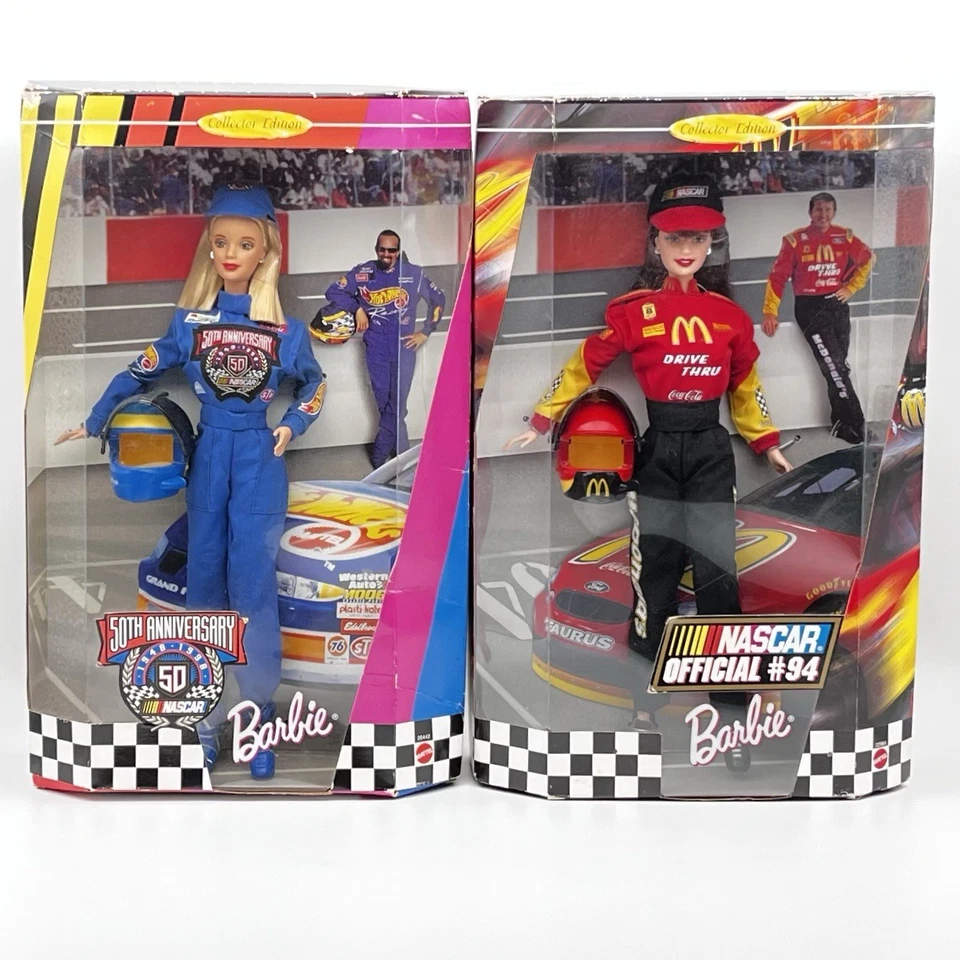 LOTE- Mattel '98 NASCAR 50º Aniversário & '99 NASCAR #94 McDonald’s Barbies - Imagem 1 de 4