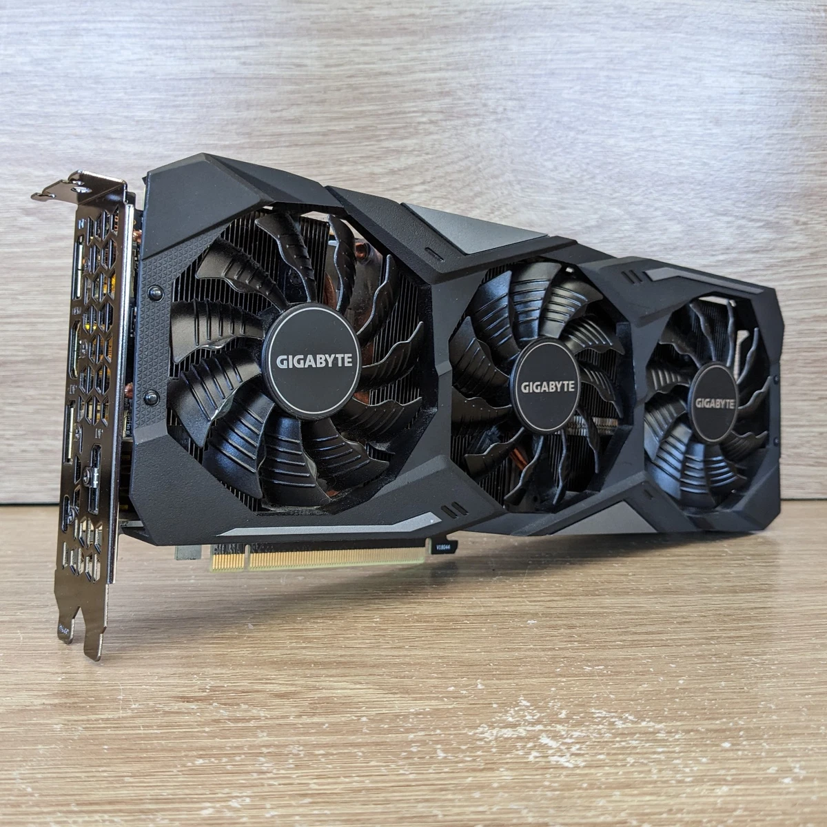 GIGABYTE GeForce RTX 2080 Gaming OC Computer Graphics Cards for