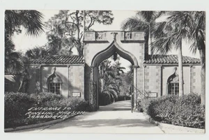 RPPC Entrance to THE RINGLING MANSION B&W Photo Postcard EKC Sarasota Florida FL - Picture 1 of 2