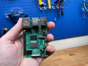Raspberry Pi 4 Model B Quad Core 1GB Ram No Power Supply - Picture 1 of 3