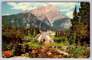 Main Street Banff And Cascade Mountain, Alberta, Canada, Vintage 1959 Postcard - Picture 1 of 2