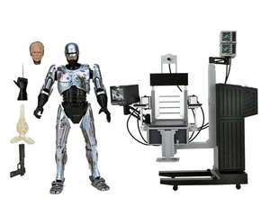 Neca - RoboCop - Ultimate Battle Damaged RoboCop with Chair - Imagen 1 de 5