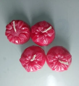 10 Mini floating flower shape candles Red color scented 2 hours burning romantic - Picture 1 of 7