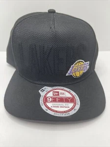 New Era 9FIFTY Los Angeles Lakers Snapback Hat Flectfront Mesh All Black OSFM - Picture 1 of 7
