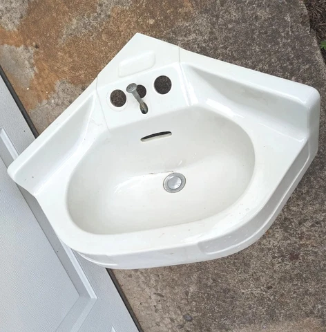 Vtg MCM Crane Cornate Porcelain Corner Wall-Hung Bathroom Sink 246-22E Cover