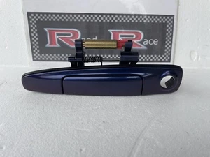 NISSAN SKYLINE R34 GTR R34 GTT EXTERIOR PASSENGER DOOR HANDLE LH MIDNIGHT PURPLE - Picture 1 of 7