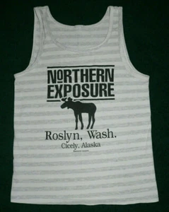 Vtg 90s T SHIRT SzS NORTHERN EXPOSURE TV SHOW ROSLYN, WA CICELY ALASKA MOOSE - Picture 1 of 3