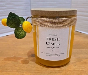Candela profumata al limone fresco DW Home stoppino singolo 9,5 oz nuova - Foto 1 di 9