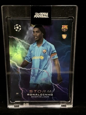 Topps Total Football Ronaldinho Storm /50 - Imagen 1 de 2