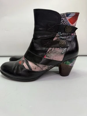 Botines L' Artiste para mujer 38 EE. UU. 7,5-8 negros rojos con hebilla occidental Foto 1 de 4