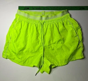 New Look Sport XL shorts in a bright neon green Activewear - Picture 1 of 5
