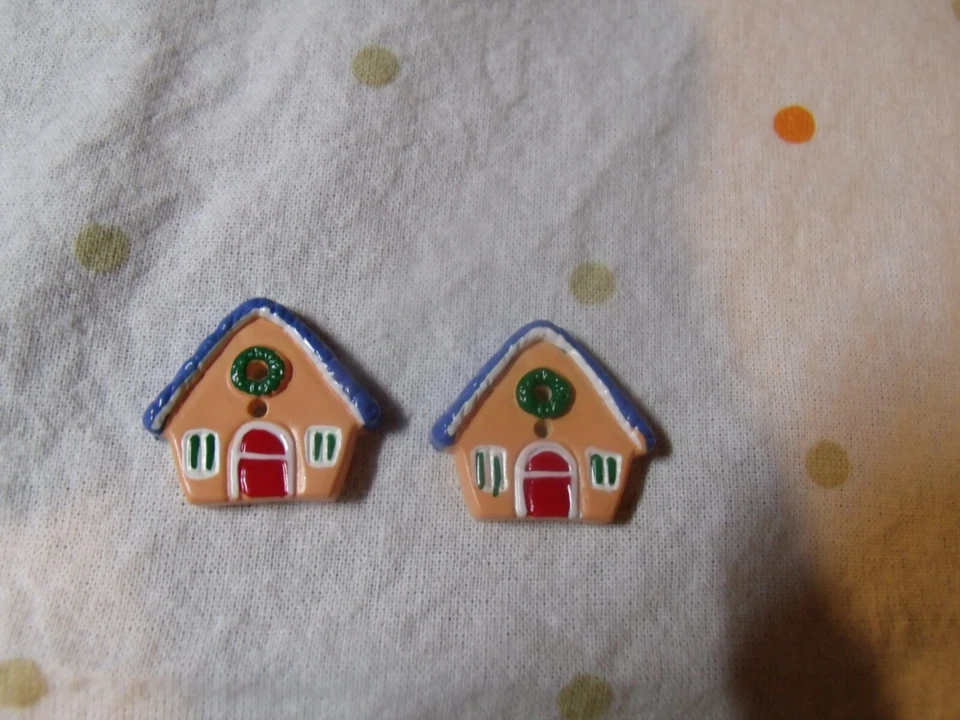 2 CHRISTMAS BIRDHOUSE CERAMIC BUTTONS FOR USE WITH CROSS STITCH - Image 1 of 1
