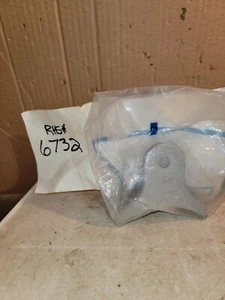 FREIGHTLINER 04-20696-000 EXHAUST PIPE SUPPORT BRACKET OEM - Bild 1 von 6
