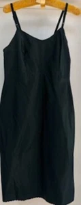 Vintage Black Slip. Circa 1940’s. Size S/M. Made of Satin Like Material - Picture 1 of 3