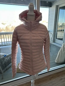 LULULEMON Pack It Down Jacket Pink Mist Size 8 Pre-Owned in Excellent Condition - Picture 1 of 11