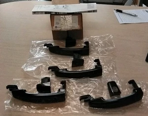 Genuine GM#22817269 Front And Rear Door Handles Chevy Malibu - Picture 1 of 3
