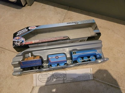 Tren motorizado Thomas Friends TrackMaster en caja Gordon Shooting Star Foto 1 de 4