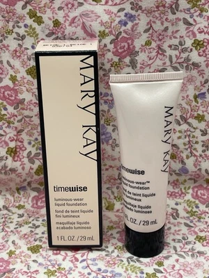 Mary Kay BEIGE 1 Timewise Luminous Wear Liquid Foundation. New/ Discontinued - Image 1 of 4