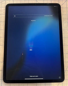 Apple iPad Pro 11" 2. Gen. - 128GB - Grau - as-is for salvage/parts/demontage - Bild 1 von 6