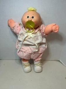 Cabbage Patch Kids Appalachian Artwork Girl Blonde Hair Tuft Brown Eye Baby Doll - Picture 1 of 4