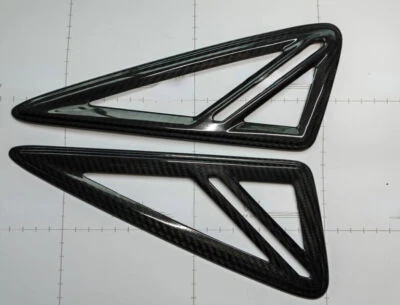 Cubierta de guardabarros lateral de fibra de carbono real apta para LAMBORGHINI URUS 2018-2021 Foto 1 de 4