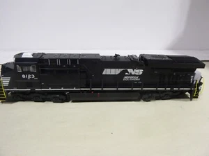 MOTORE HO-BROADWAY LIMITED NORFOLK SOUTH ES44AC-DC,DCC,PAR 3 SUONO-DANNEGGIATO - Foto 1 di 5