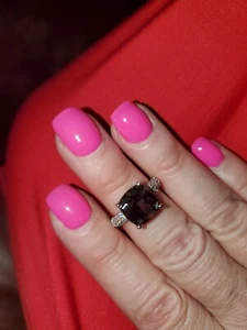 Size 6. square shaped black diamond with small chips on the side. SALE - Picture 1 of 3