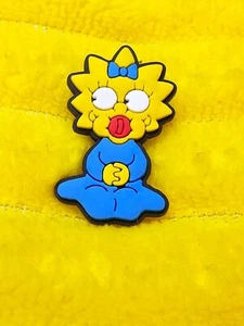 Maggie Simpson 2Shoe Croc Charm - Picture 1 of 1