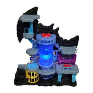 Fisher-Price Imaginext DC Super Friends Bat-Tech Batcave Playset Lights Sounds - Picture 1 of 5