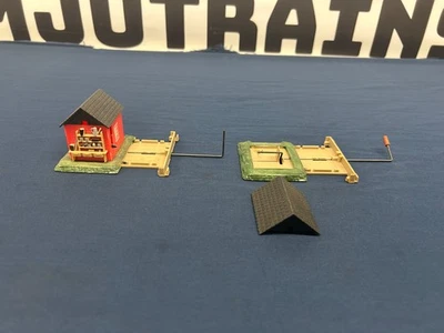 Life-Like HO Operating Gravel Unloader Building (Lot of 2) 8204 NO BOX - Image 1 of 4