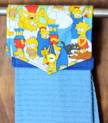 TOALLA DE MANO LOS SIMPSON ESTAMPADO AZUL Y AMARILLO HECHA A MANO COLGANTE TOALLA DE ALGODÓN AZUL Foto 1 de 4