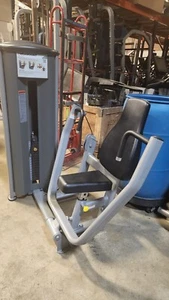 Paramount Chest Press FS-64 - Selectorized Weight Machine - Picture 1 of 4