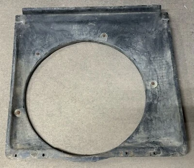 1967 - 1972 Chevrolet Chevy Truck C50 C60 Radiator Fan Shroud 3901410 OEM 67 -72 — 第 1/4 张图片