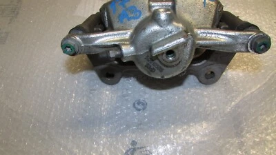 PINZA DE FRENO DELANTERA IZQUIERDA AUDI A3 QUATTRO 2015-2020 OEM Foto 1 de 4