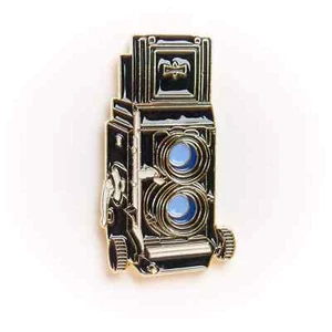 Pin de solapa esmaltado para cámara fotográfica de formato medio Mamiya C330 chapado en oro - Imagen 1 de 4