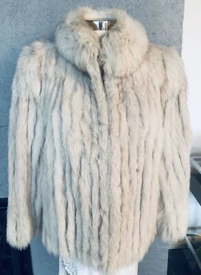 VINTAGE 80'S NATURAL SILVER BLUE FOX CHUBBY FUR Jacket Size S/M Petite - Image 1 of 4