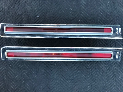 Juego de luces traseras Chrysler 300 C 1969 carrocería Mopar R&L OEM C-G Foto 1 de 4