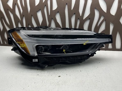 Faro derecho lado pasajero Volvo XC60 2018-2022 RH Full LED OEM Foto 1 de 4