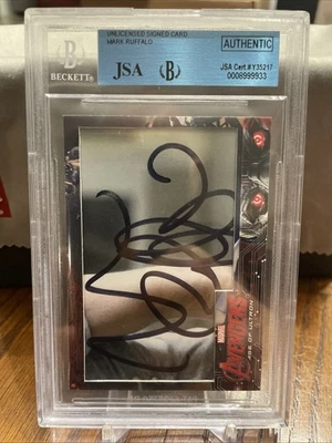 Mark Ruffalo Incredible Hulk Signed Marvel Avengers Age Of Ultron Auto - Image 1 of 3