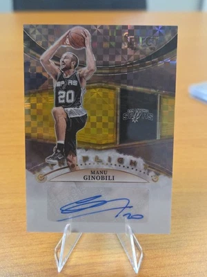 2022-23 Select #22 Manu Ginóbili/10 firmas de vuelo Gold SSP Spurs Foto 1 de 4