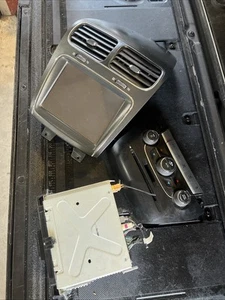 2011-2020 Dodge Journey 8.4 Inch Touchscreen Radio Display Screen & Bezel w/ CD - Picture 1 of 10