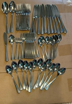 Reed & Barton Newbury 59 Pieces Stainless Flatware Service for 8 + Serving Extra - Image 1 of 4