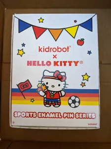 Kidrobot Sanrio Hello Kitty Sport Serie Emaille Pins 20 Stück - Bild 1 von 3