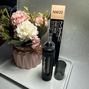 MAC Studio Fix Every-Wear All-Over Face Pen NW20 Crayon Correcteur Total Visage - Picture 1 of 6