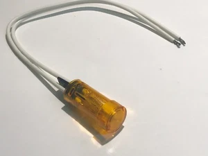 GUTE QUALITÄT 240 V 12 MM PUSH-FIT PANEL KABEL ENDE NEONORANGE (X1) ac1f3 - Bild 1 von 3