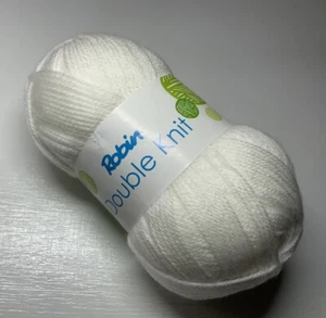 Robin Double Knit Yarn 1x100g 100% Acrylic White Col. 40 - Picture 1 of 4