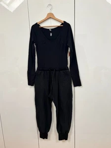 Free People Movement Make It Count Jumpsuit/Einteiler.  Schwarz.  Medium. - Bild 1 von 8