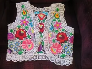 Bellissimo pizzo ungherese ricamato a mano kalocsai floreale west - Foto 1 di 4