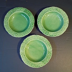 Pier 1 Imports Juego de 3 Cuencos Hojas de Fresa Verde 8.25” Portugal Cerámica - Imagen 1 de 5