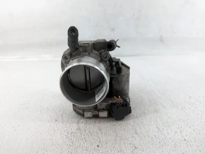 2004-2005 Toyota Matrix Throttle Body VHXNB - Image 1 of 4